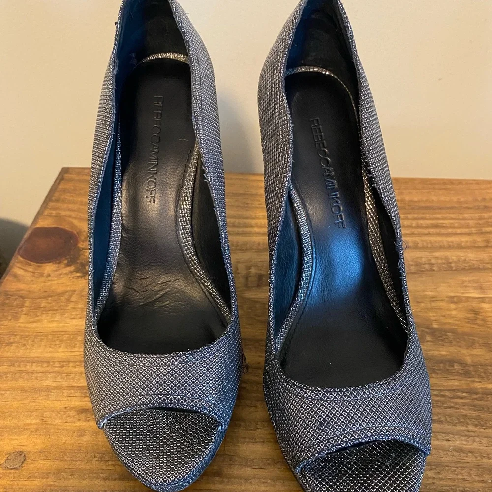 Stunning Rebecca Minkoff Heels - Picture 2 of 7